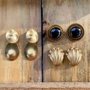 Set of 3 Vintage Gold Tone Clip On Earrings Napier Shells Tess Designs #9031